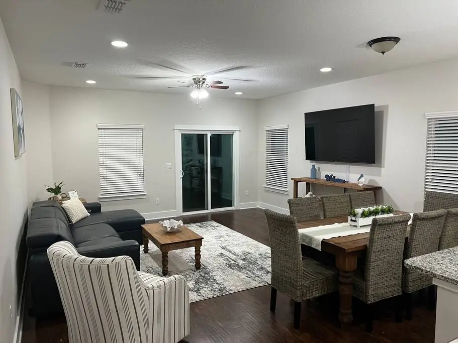 Jax Beach Retreat South — photo 3
