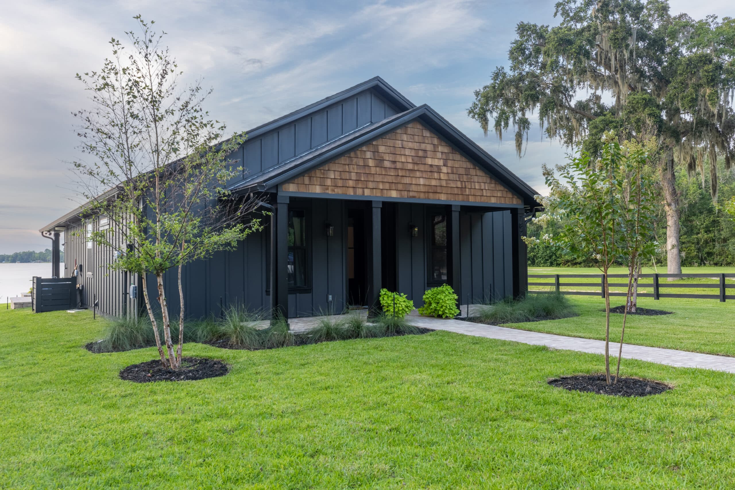 Crane Hill Cottage — photo 1