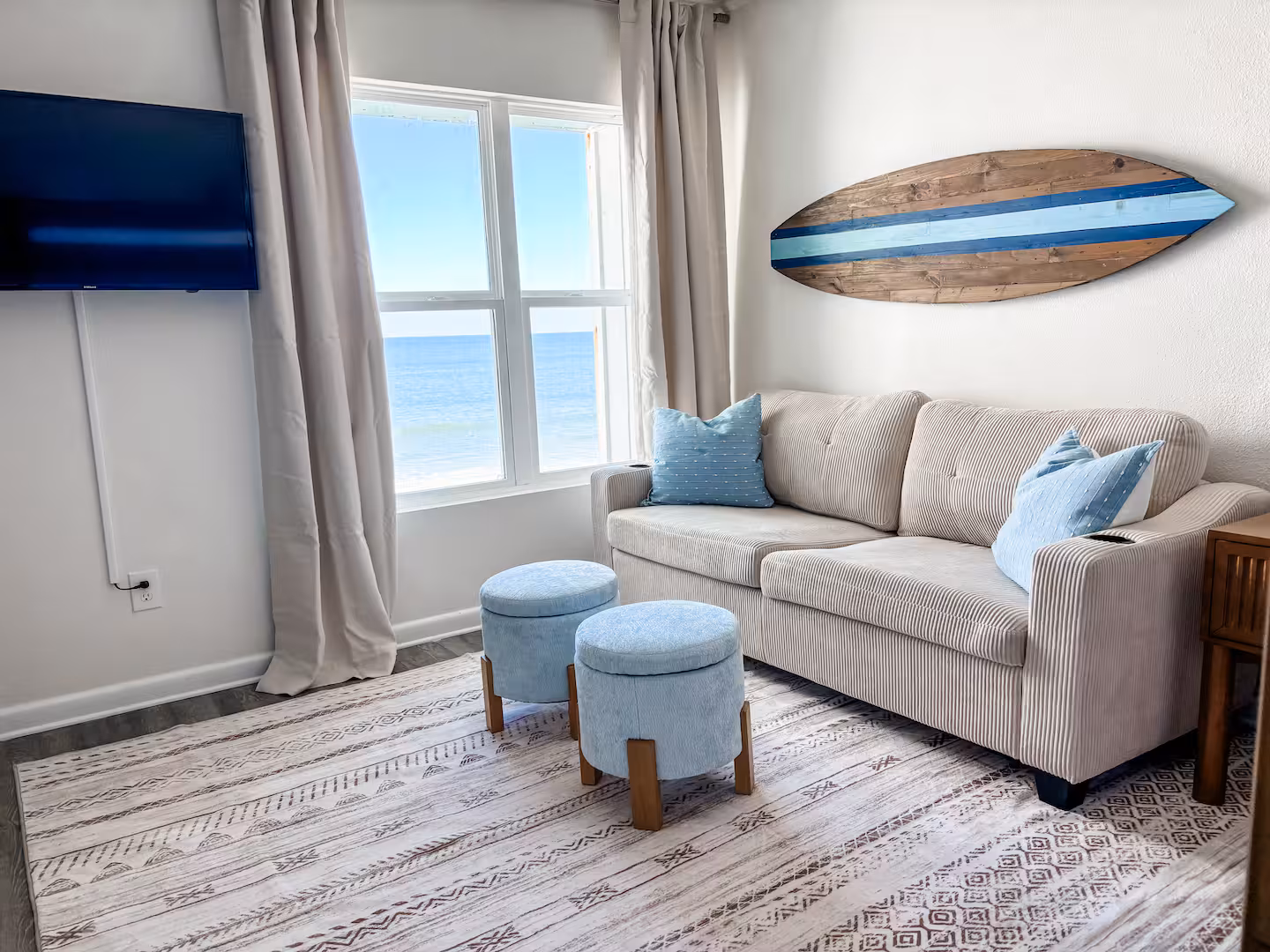 Villa Aqua Beachfront Retreat — photo 40