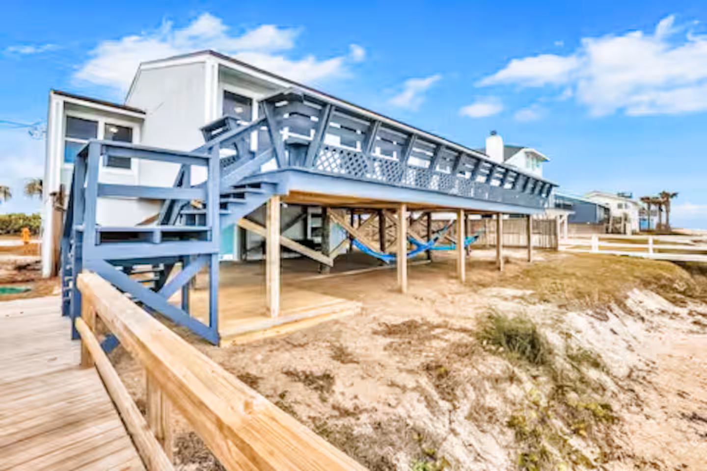 Villa Aqua Beachfront Retreat — photo 60