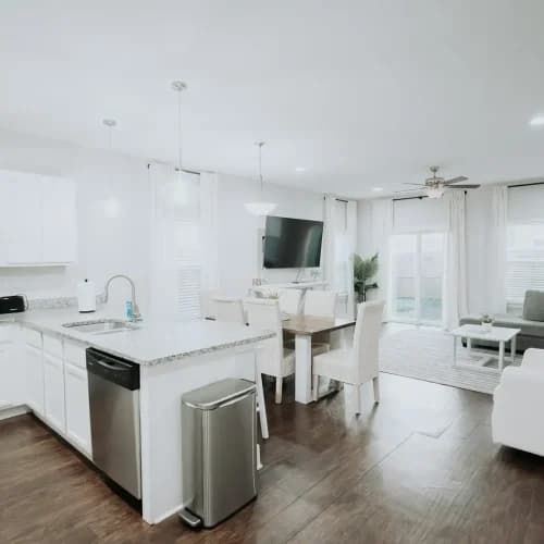 Jax Beach Retreat — photo 4